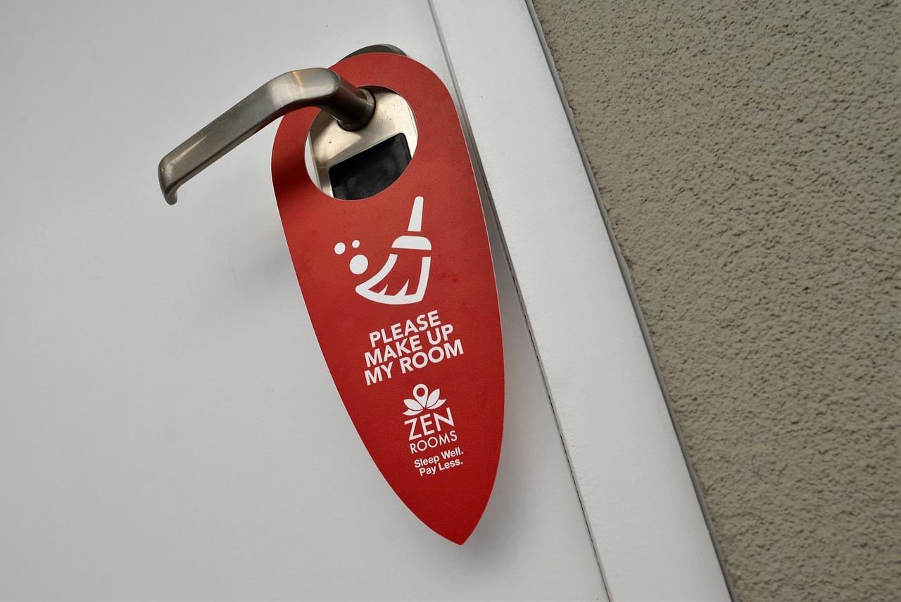Zen Rooms Basic Kualanamu Medan Buitenkant foto