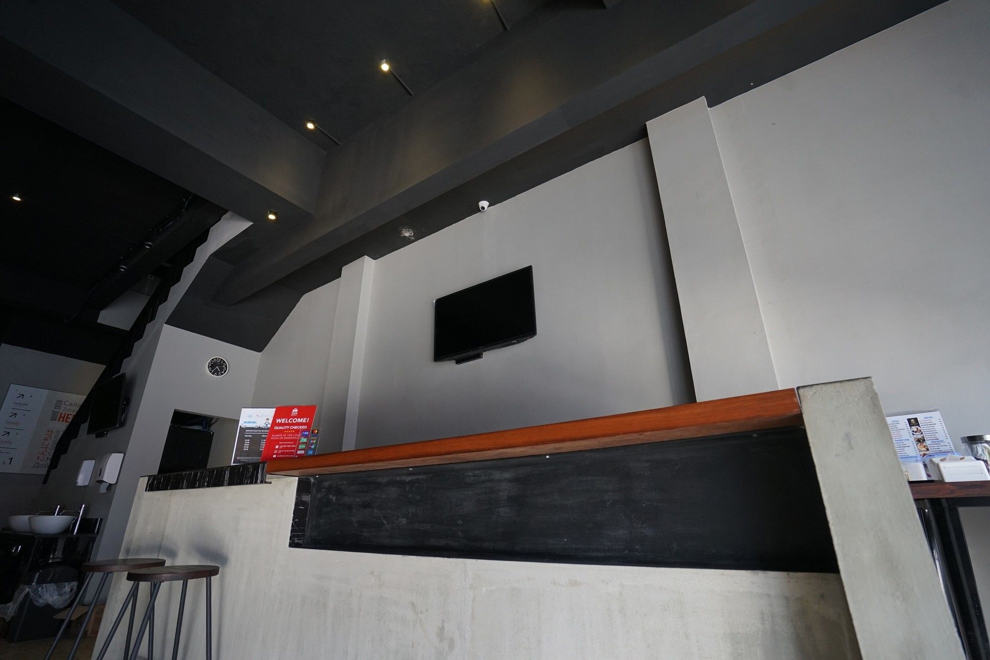 Zen Rooms Basic Kualanamu Medan Buitenkant foto
